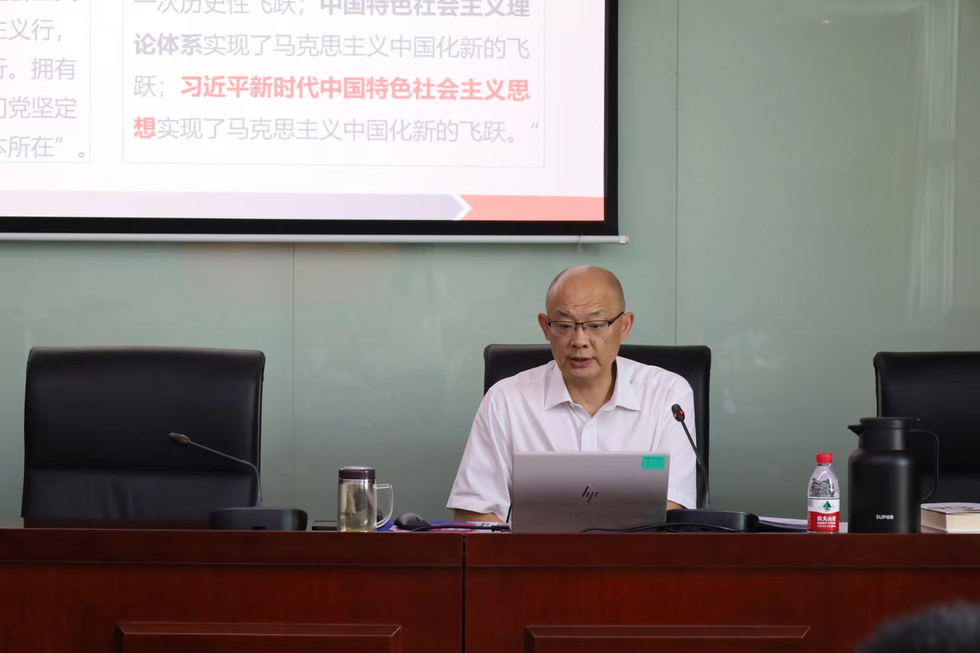 7866f4e5f199e65a7f04df67f94f25a.jpg 7866f4e5f199e65a7f04df67f94f25a.jpg