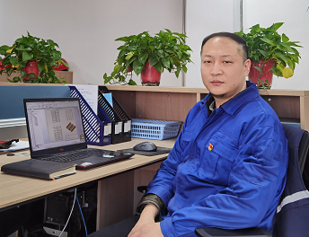 優秀黨員-李昭(1).png 優秀黨員-李昭(1).png